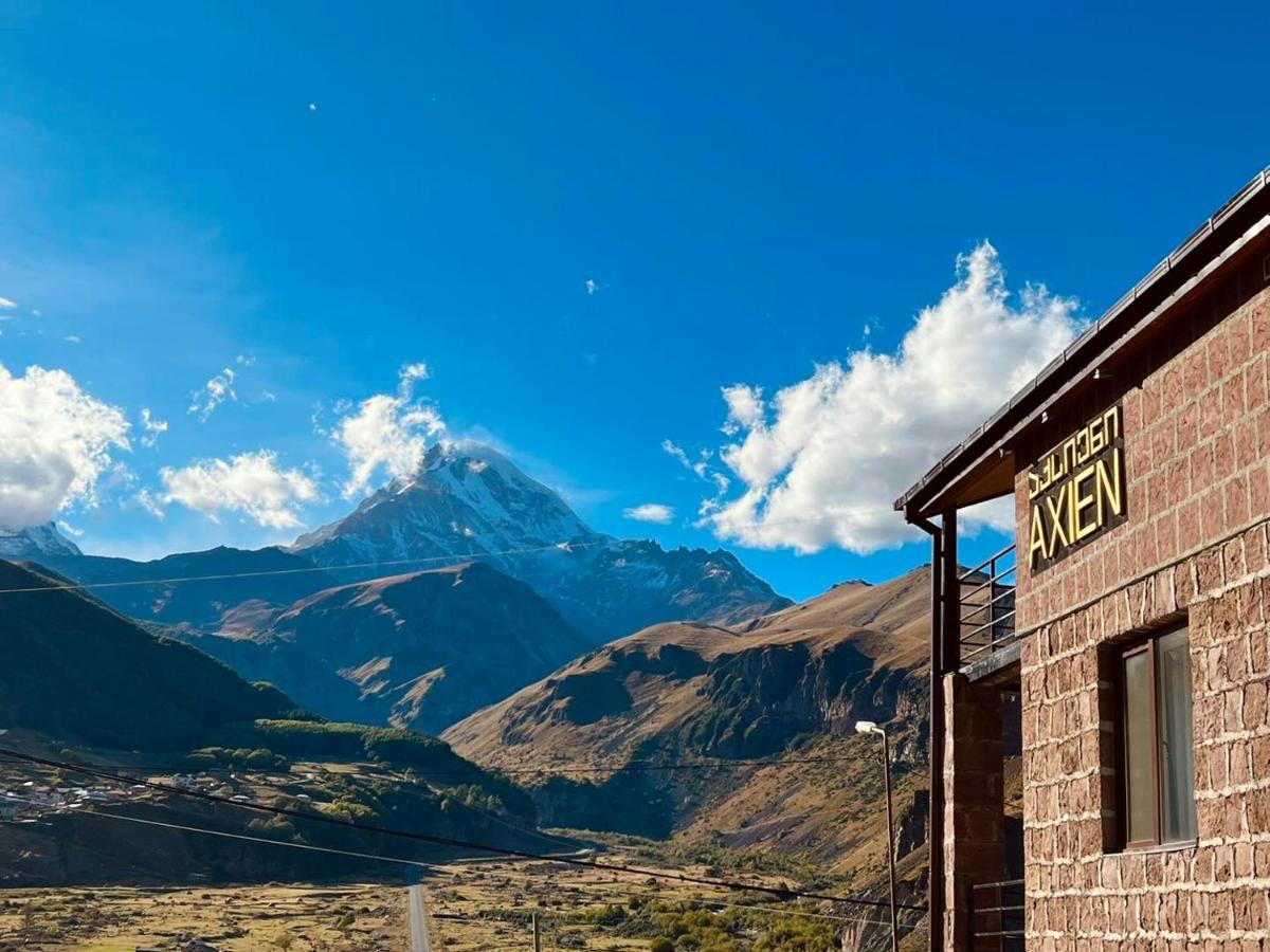 Hotel Axien Kazbegi Exterior foto