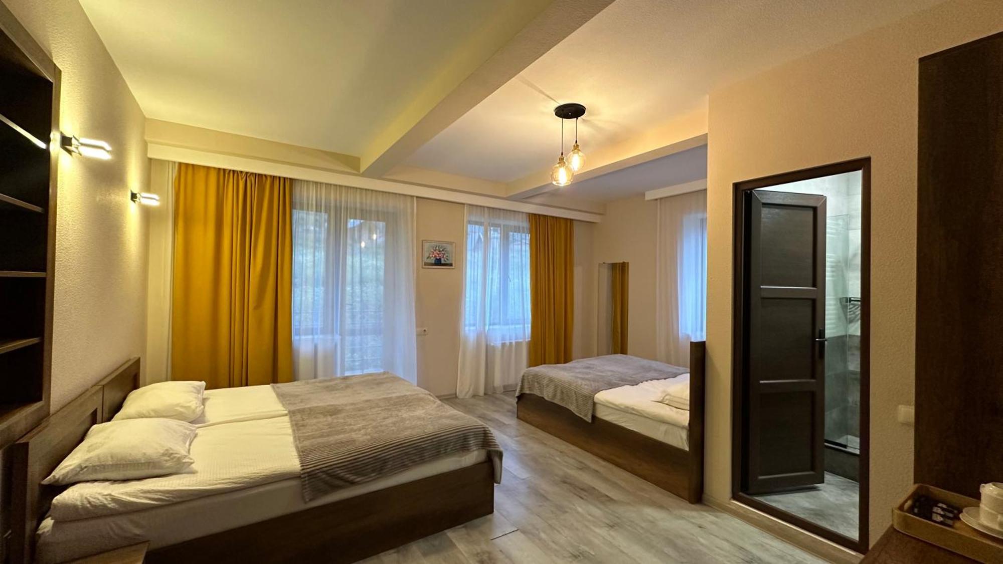 Hotel Axien Kazbegi Exterior foto